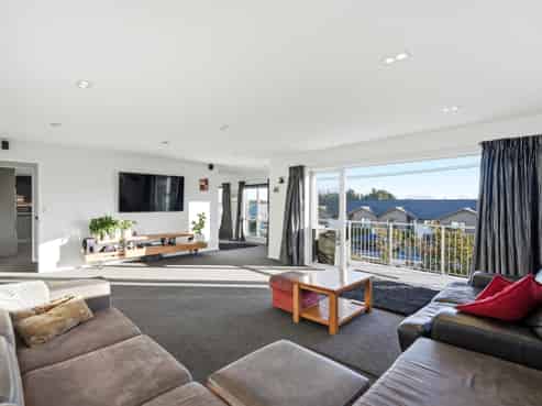 142 Cavendish Road, Casebrook