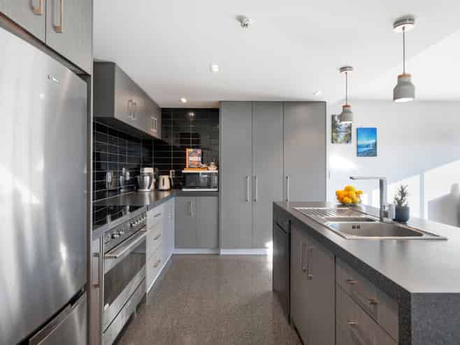 142 Cavendish Road, Casebrook