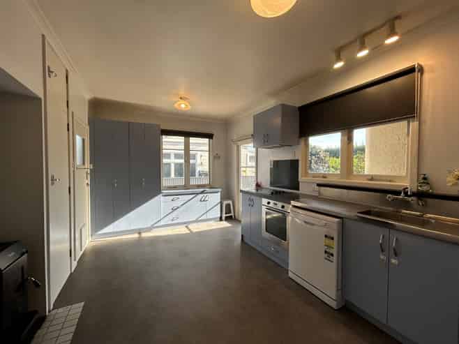 413 Collinge Road, Mayfair