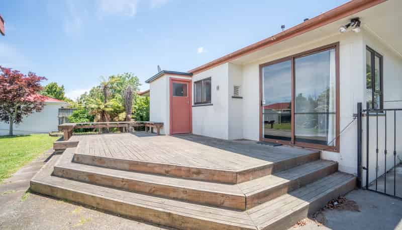 111 Rugby Street, Awapuni