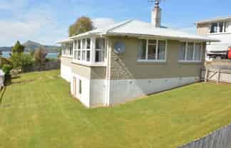 9 Springdon Avenue, Sawyers Bay