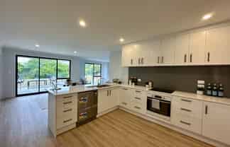 315a Western Hills Drive, Avenues