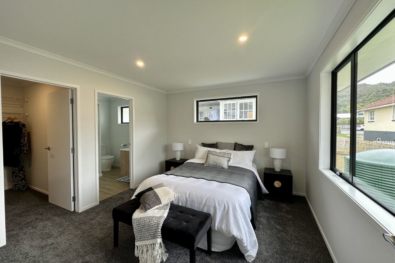 Lush Executive Living in Prime Central Location - Widok 5
