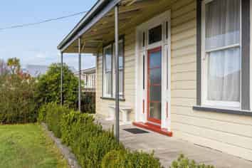 30 Derby Street, Westport