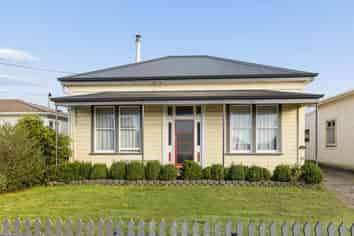 30 Derby Street, Westport