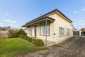 30 Derby Street, Westport