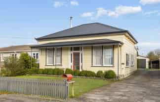 30 Derby Street, Westport