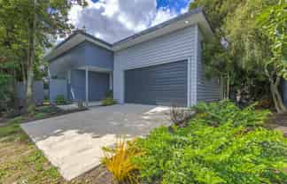 5A Aokautere Drive, Fitzherbert