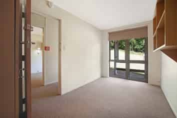 Auckland - Address withheld