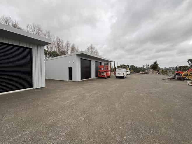 Two new sheds with secure yard for lease