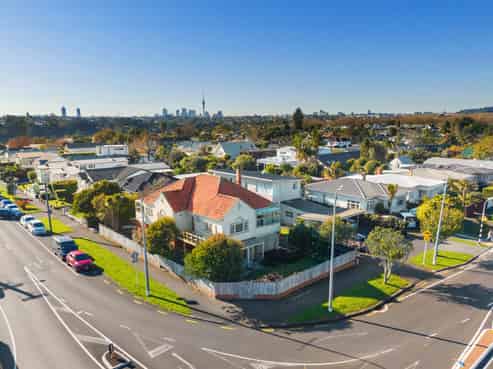 201 Garnet Road, Westmere