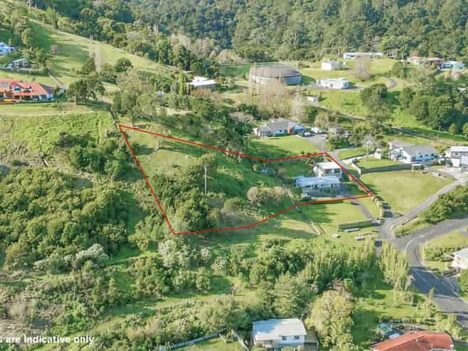223 Reservoir Road, Thames
