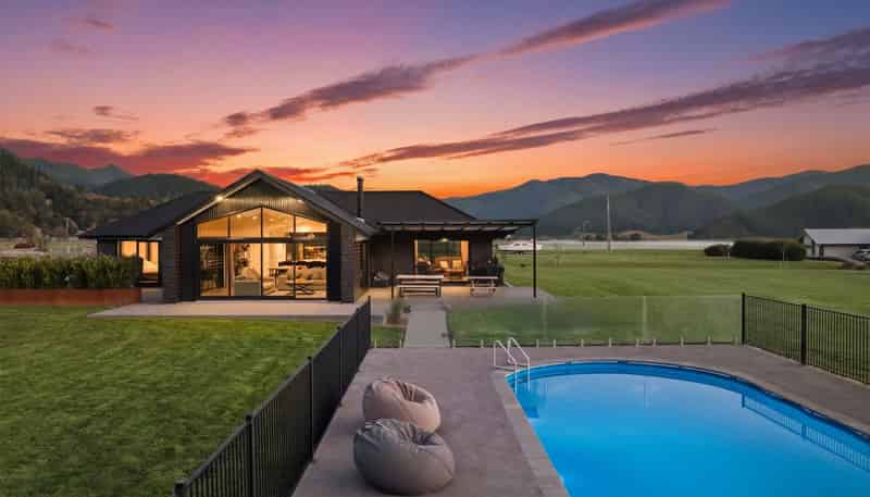 4 Sirocco Place, Koromiko