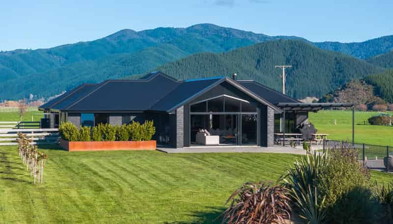 4 Sirocco Place, Koromiko
