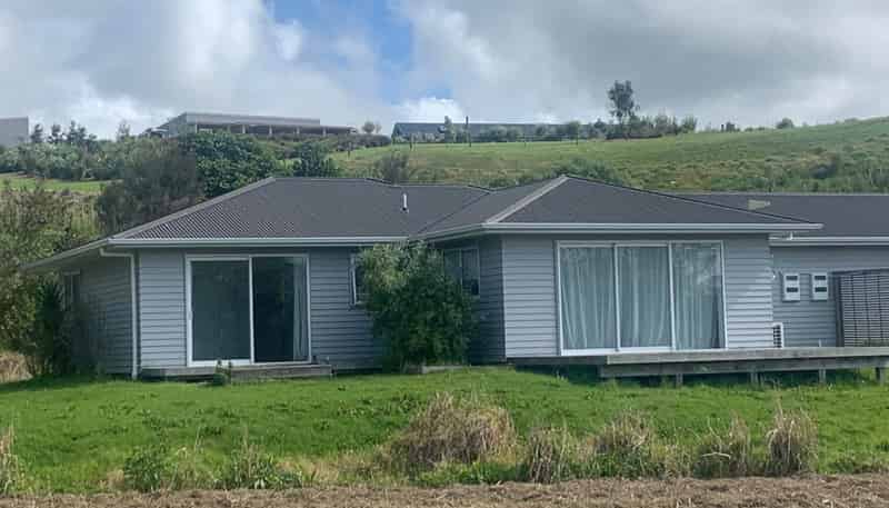 2/112E Black Swamp Road, Mangawhai