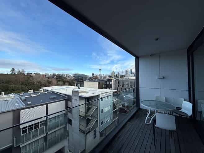 PRIME OFFICE WITH DECK AND VIEWS
