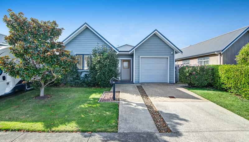 30 Cape Cod Drive, Gulf Harbour