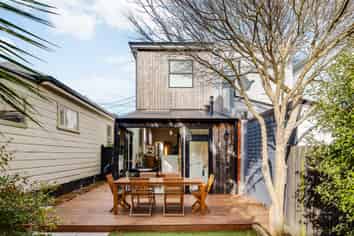104 Britomart Street, Berhampore