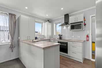 27 Rowley Avenue, Hoon Hay