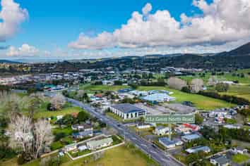 61A Great North Road, KAMO