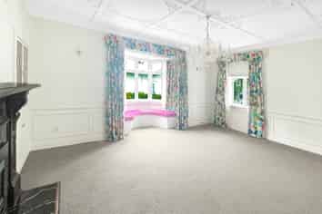 1 Fairholme Avenue, Epsom