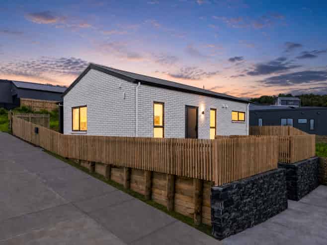 7 Harakeke Lane, Orewa