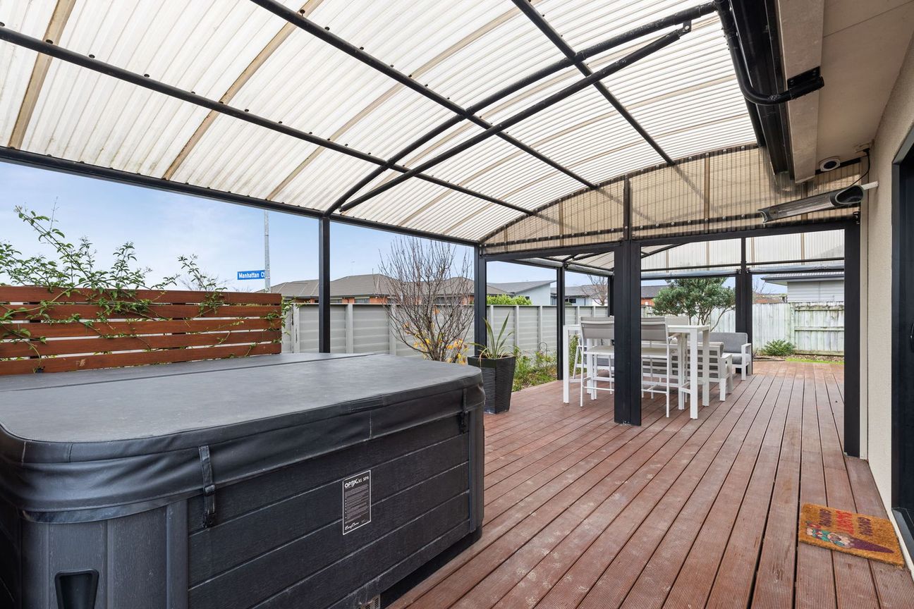 Sophisticated family living in Kelvin Grove - Więcej