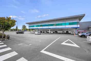 PREMIUM WEST AUCKLAND OFFICE
