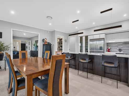 27 Mill Grove, Clareville