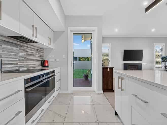 27 Mill Grove, Clareville