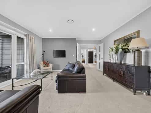 27 Mill Grove, Clareville