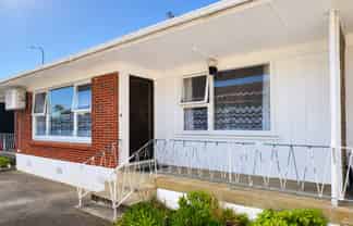 2/399 Ellerslie-Panmure Highway, Mount Wellington