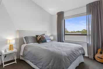 12 Lindsay Street, Saint Albans