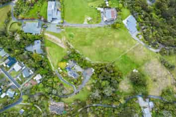 16 Kanuka Road, Sandspit