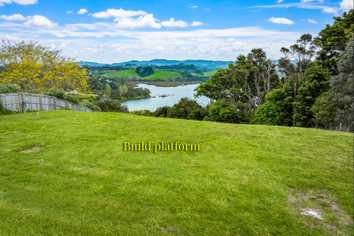 16 Kanuka Road, Sandspit