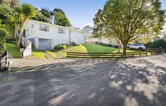 5D Bromley Place, Westown