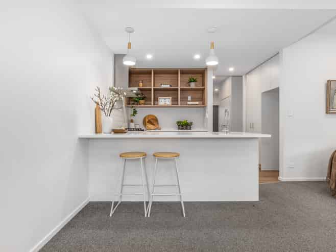 81 Hokioi Drive, Porirua