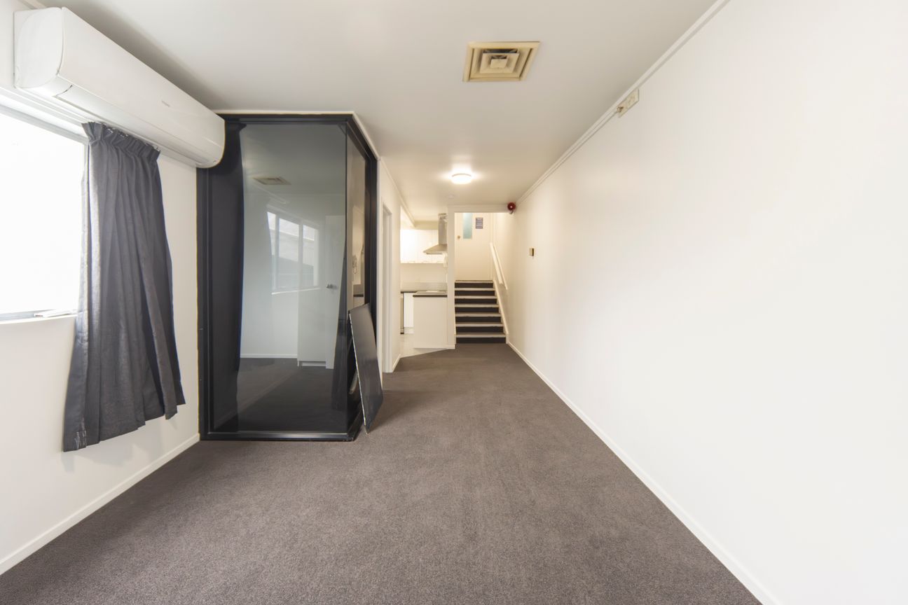 Modern apartment on Victoria Street - Widok 5
