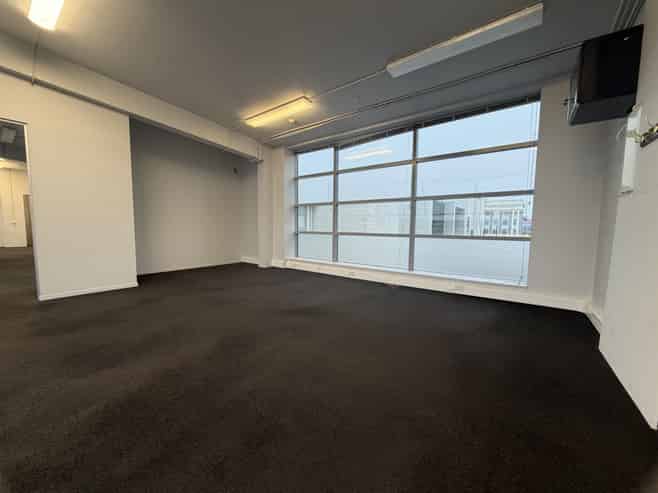 Sunny top-floor CBD office