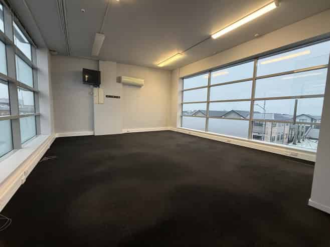 Sunny top-floor CBD office