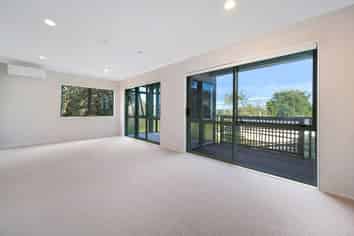 2/67 Rangeview Road, Sunnyvale