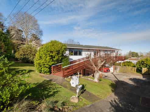 8 Lewis Street, Paeroa