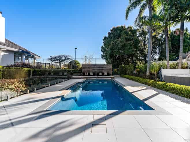61 Potts Road, Whitford