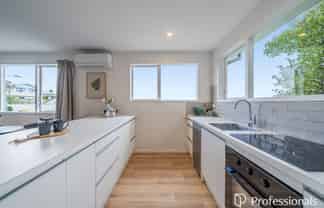 56B Acacia Avenue, Maungaraki