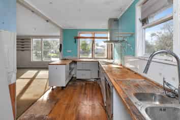 24 Meadow Park Crescent, Tikipunga