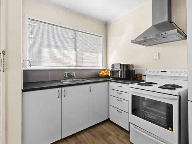 2/267 Kennedy Road, Onekawa