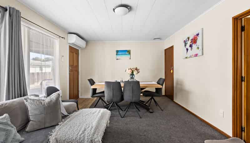 2/267 Kennedy Road, Onekawa