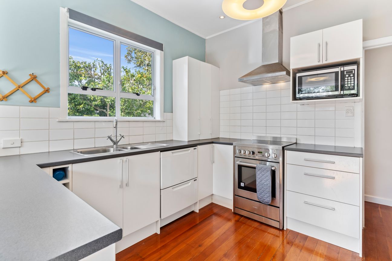 Spacious Home with Large Backyard - Widok 2