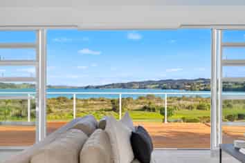 40 Muritai Road, Parua Bay