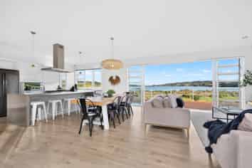 40 Muritai Road, Parua Bay